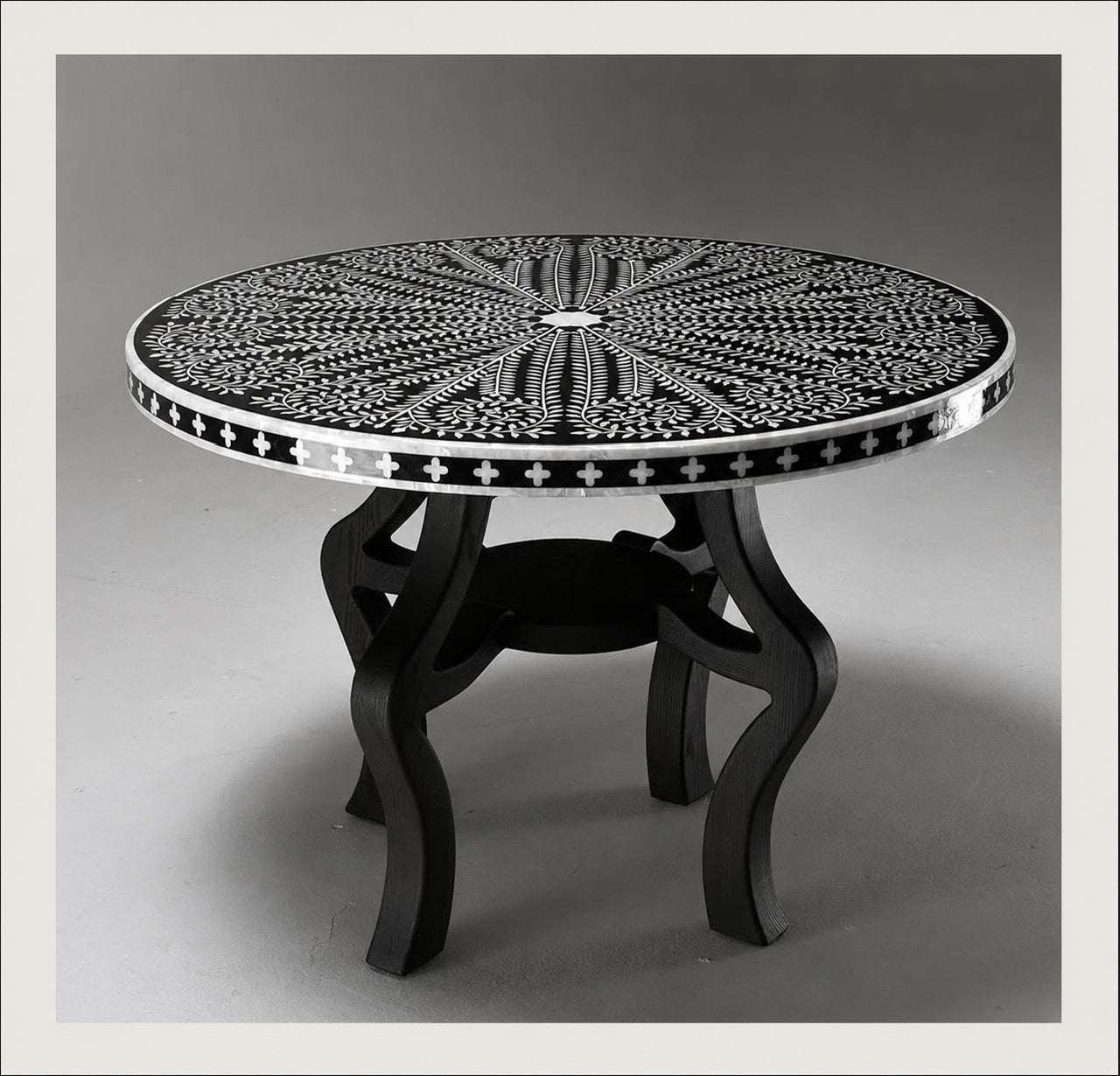 Intarsio Round Inlay Side Table